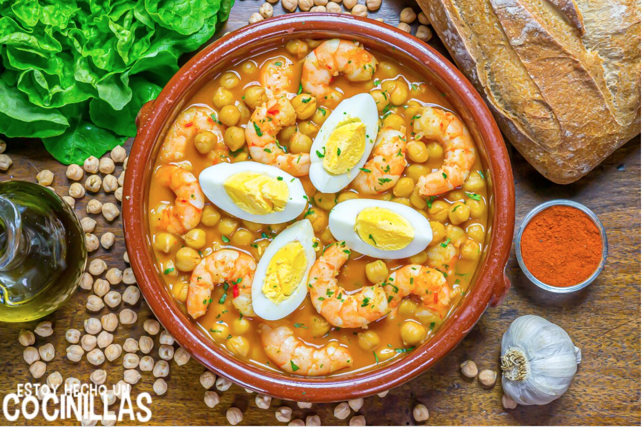 Ensalada de pimientos asados atún y huevo con Potaje de garbanzos con langostinos
